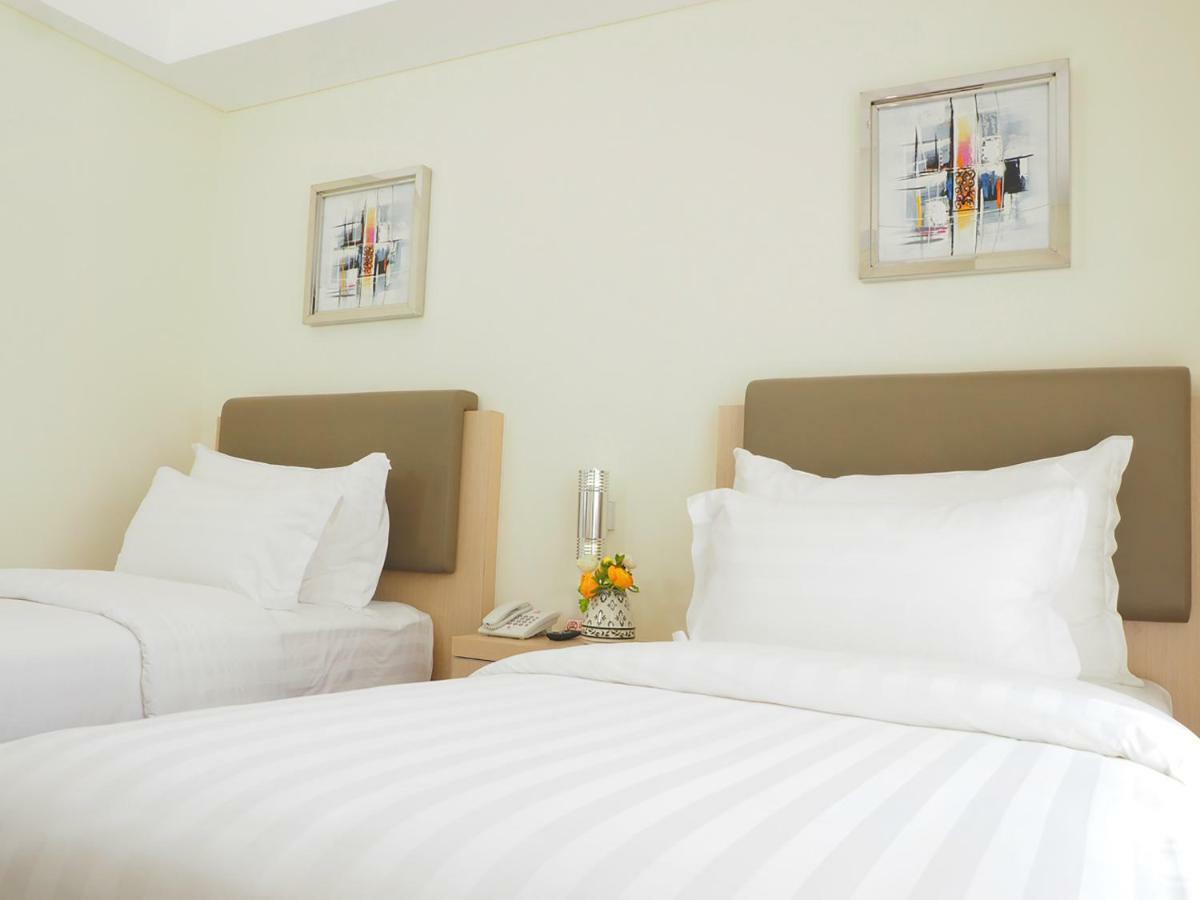 D'Primahotel Airport Jakarta 2 Тангеранг Экстерьер фото