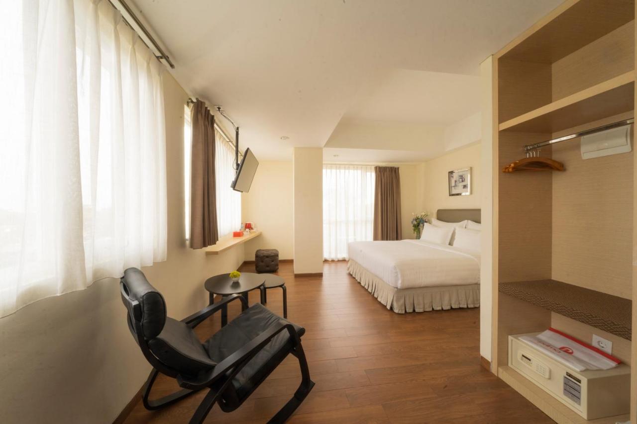 D'Primahotel Airport Jakarta 2 Тангеранг Экстерьер фото